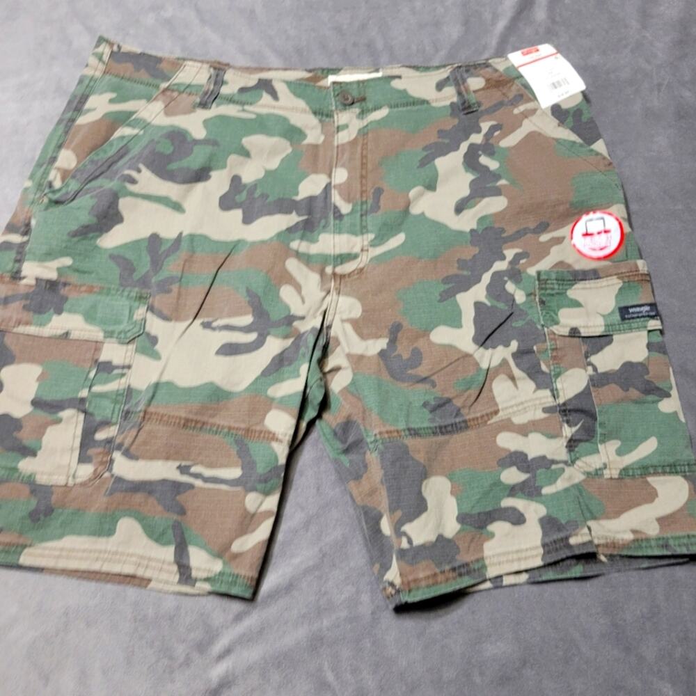 Wrangler Shorts Mens 42X10 Green Cargo Camo Flex Relaxed Fit Rip Stop New W Tags